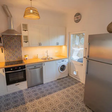 بيت للعطل Casa Jana 5 Bedroom House For 12 With Ocean View Terrace Near The بورغاو